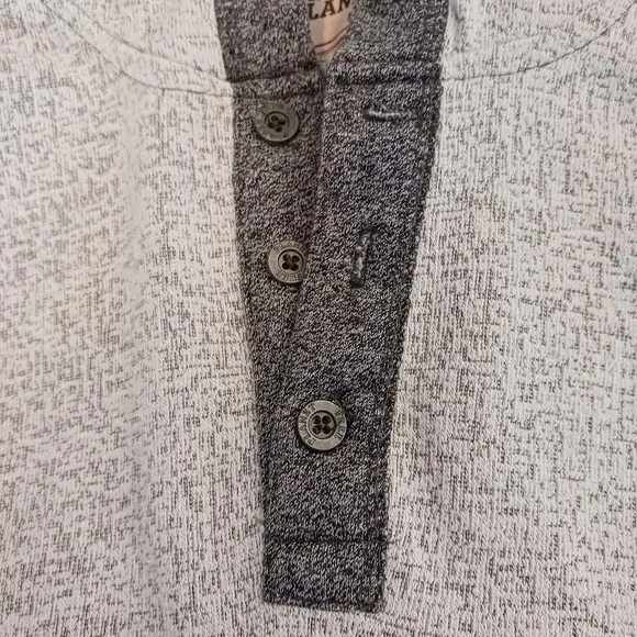 Free Planet Men's Hoodie Size M L/S 1/4 Button White/Gray Textured Front Pocket‎ - Picture 5 of 9